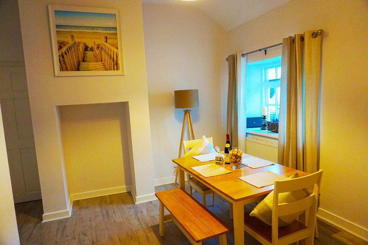 Staycation At Pine Cottage, A Newly Refurbished Holiday Cottage Goodwick Dış mekan fotoğraf